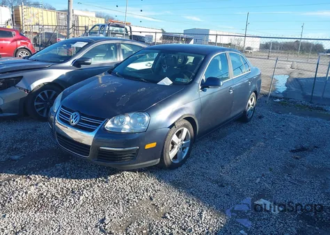 2008 Volkswagen Jetta Se из США, поврежденный, VIN 3VWRZ71K58M136247